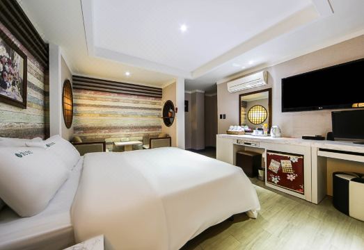 블루 주변 전경