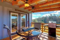 Marshall Studio w/ Loft, Hot Tub & Views! - parking