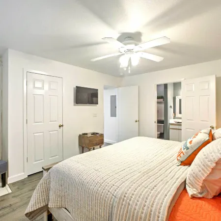 Near Branson Landing / Sister Condo Very Close by!