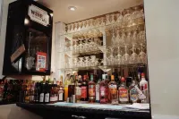 The Waverley Hotel - bar