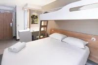 Sun1 Milnerton Отели в г. 