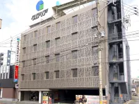 Capsule Hotel New Gloria