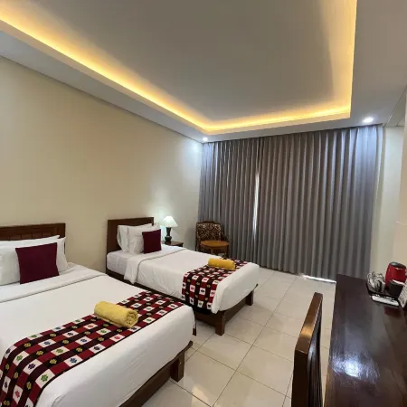 Lovina Beach Hotel Отели рядом с достопримечательностью «Пляж Ловина»