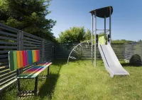 Apartamenty Lambert Ustronie Morskie Hotels in Sianozety