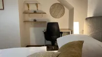 Cozy Room With Balcony Near Rennweg