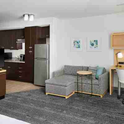 TownePlace Suites Lawrence Downtown Rooms