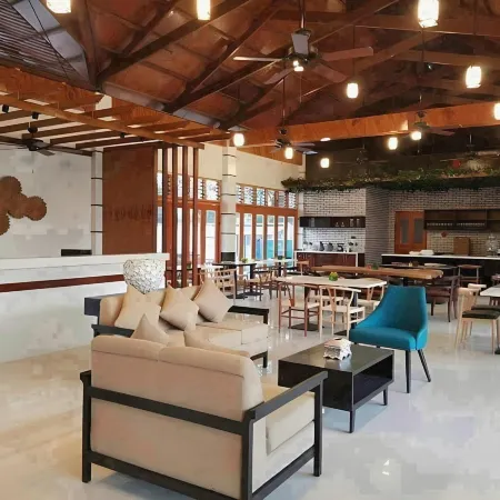 Marand Family Resort