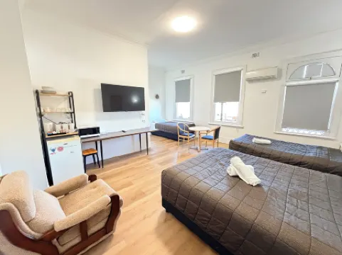 阿爾卑斯遺產汽車旅館