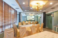 Palasia Hotel - breakfast