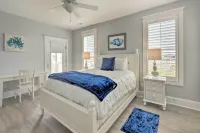 Gorgeous Emerald Isle Getaway Walk to Beach! - parking