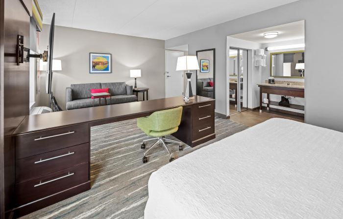Hampton Inn & Suites Camp Springs/Andrews AFB