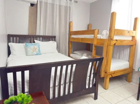 Cabanas Playa Santa/ Apto.A/Billar/ Piscinas/ Energía Renovable