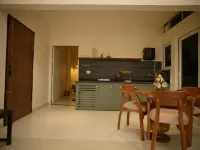 นอย โฮมส์ โรงแรมในจอร์ฮัต