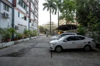 Green Star Hotel Yangon - موقف سيارات