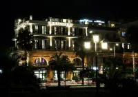 Retro Hotel - con vistas a la montaña