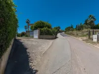 Spacious Villa with Pool - Villas