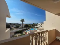 2 Bed Townhouse in Peyia Paradise