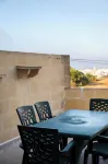 Traditional 2BR - Terrace Country Views