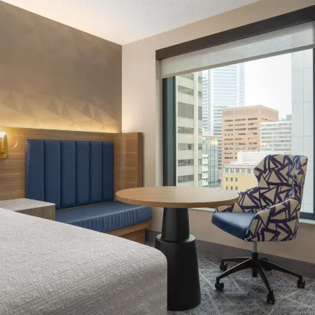 Hampton Inn By Hilton Calgary Downtown