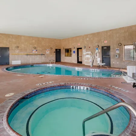Comfort Inn & Suites