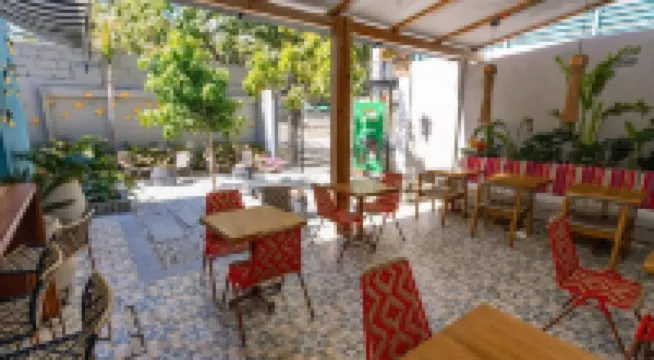 HOTEL LIBRERIA CAFE DE POMBAL Hotels in 