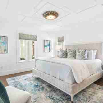 Screened Patio, Tennis Access, Full Kitchen, Wifi - Charming Haven Rooms