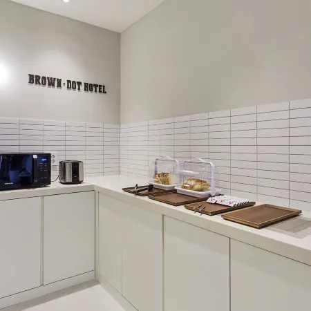 Brown-dot HOTEL Wonju-dangu