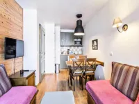 Apartment in Hautes-Alpes with Heated Pool