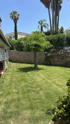 Detached villa 8 min drive from the beach