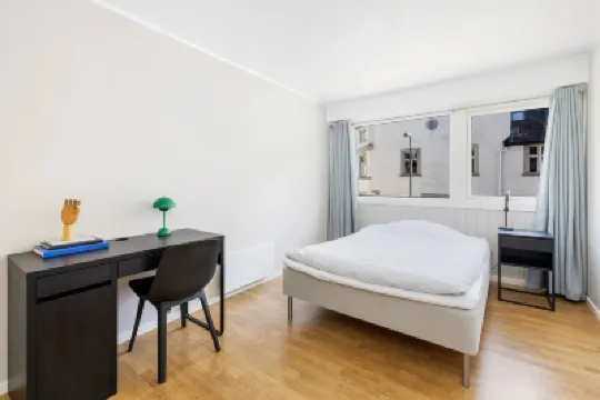 Centrally located in Kvadraturen with 3 large bedrooms with Parking space Hotels in 