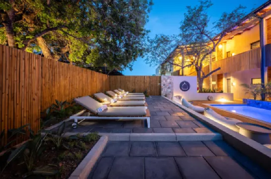 Khiwane Boutique Hotel فنادق في 