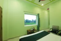 Hotel The Viraj Palace