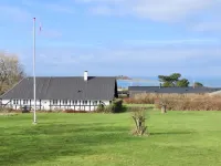 "Ilkka" - 220m from the Sea Hotels in Faaborg