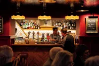 The Bull Hotel - Barer