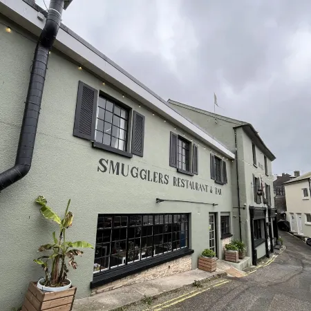 Smugglers Hotel