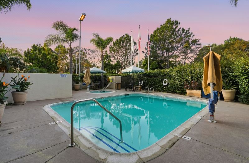 Hilton Garden Inn San Diego Del Mar photo 4