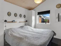"Sjarlotte" - 100m from the Sea