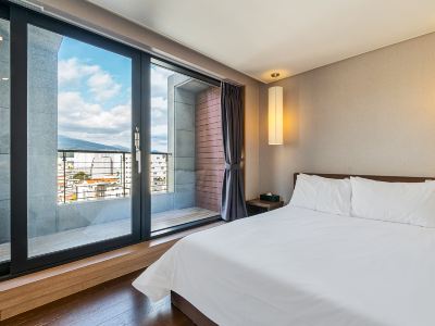 Temata Hotel Segwipo Jeju