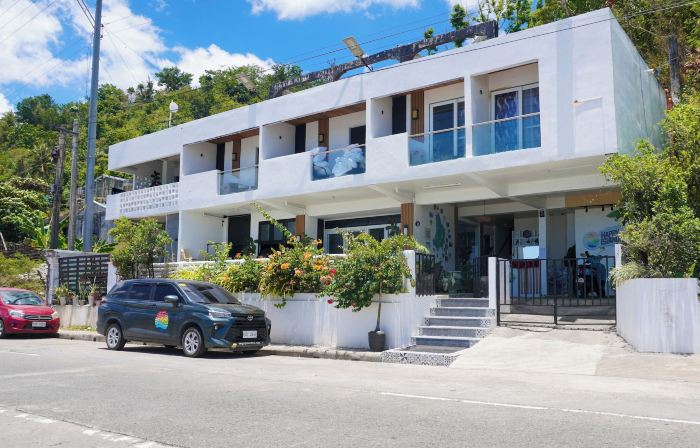 Happy Island Inn