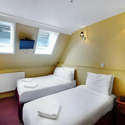 Craven Hotel Отели рядом с достопримечательностью «Стадион «Лофтус Роуд»»