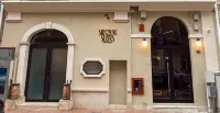 Sirenuse Suites Boutique ApartHotel RTA