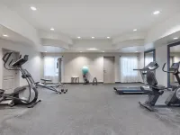 費爾菲爾德拉昆塔温德姆套房酒店 弗里斯通縣酒店