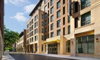 Tempo by Hilton Savannah Historic District