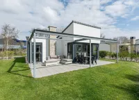 Cozy Coastal Retreat Texel