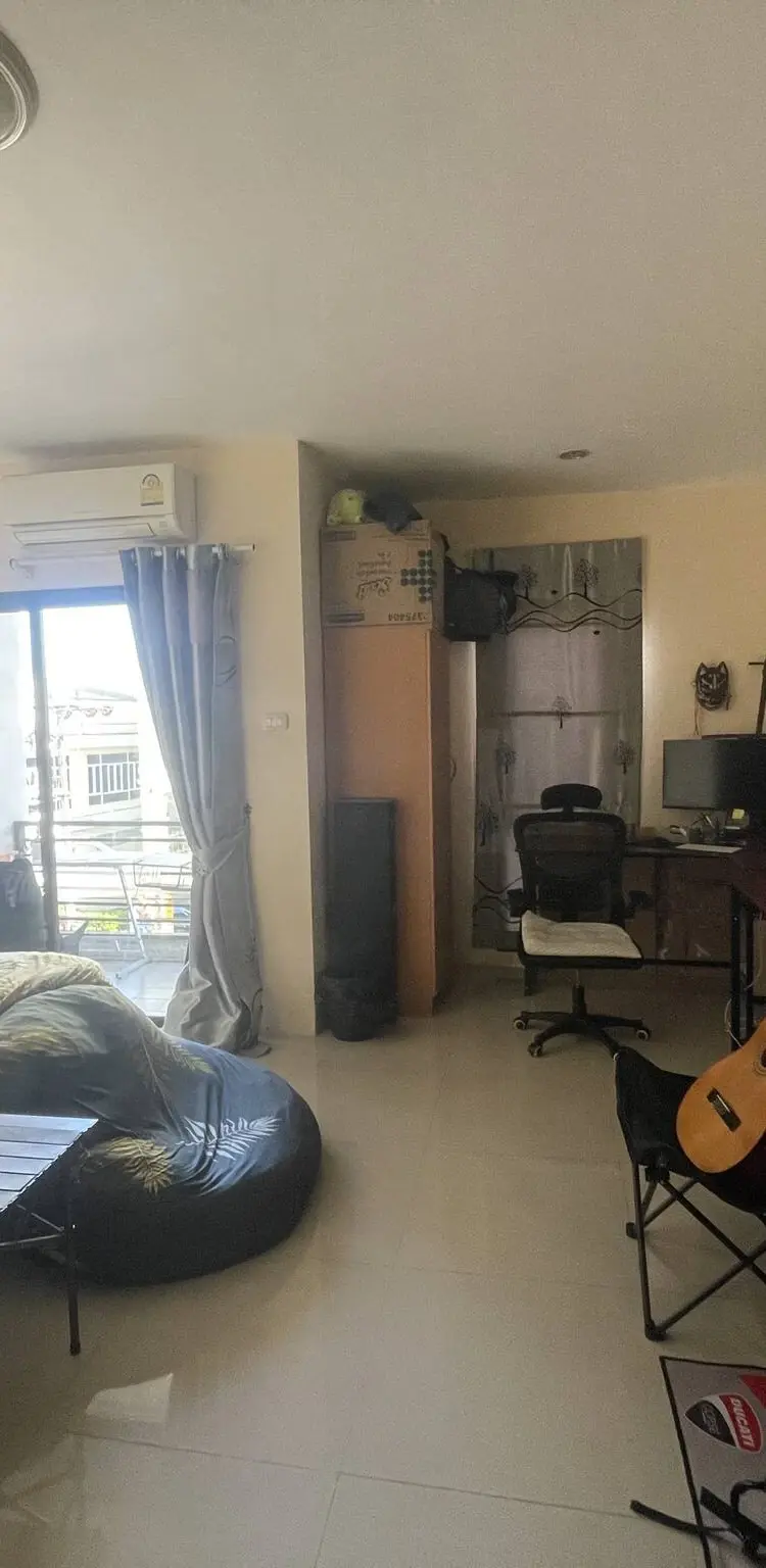 รูปภาพของCozy Old Town Room 5 min Walk Local Experience