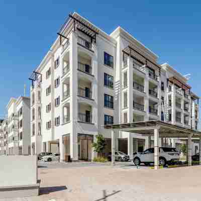 GLOBALSTAY Abu Dhabi Yas Golf Collection Hotel Exterior