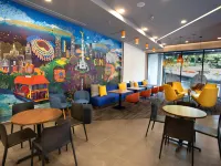 Tru by Hilton Mexico City Airport Hotels near TAPO
