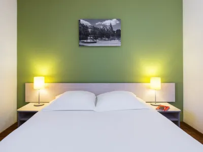 Aparthotel Adagio Access Rennes Centre Отели в г. 
