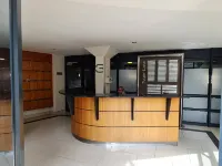 Waterfront Deco apartment 2 sleeper lake views - 3-Star