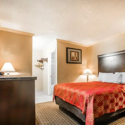 Rodeway Inn Lemon Grove San Diego East Hotels near Lake Murray